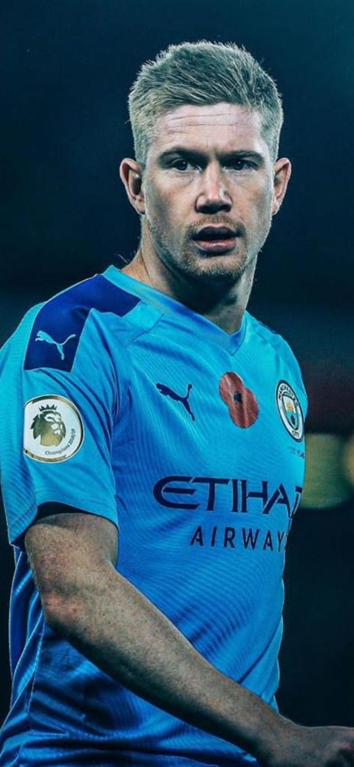 UFC巨星嘴炮遭禁赛！