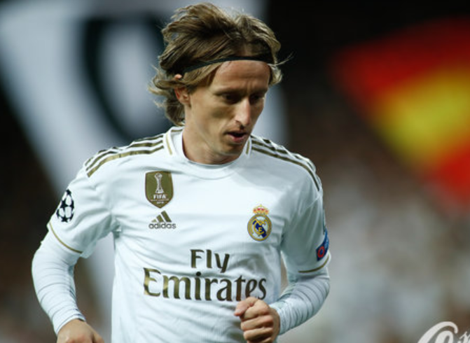 梅西助攻帽子戏法再次爆红全网